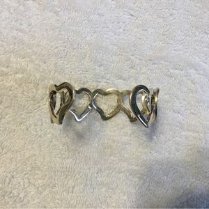Bracelet, cuff, heart shape